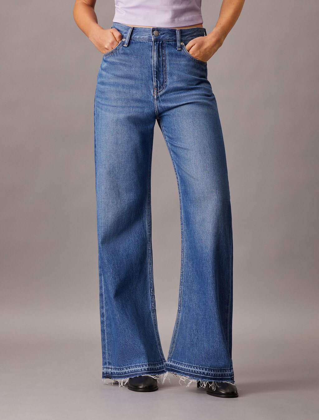 Calvin Klein 天絲高腰寬筒牛仔褲