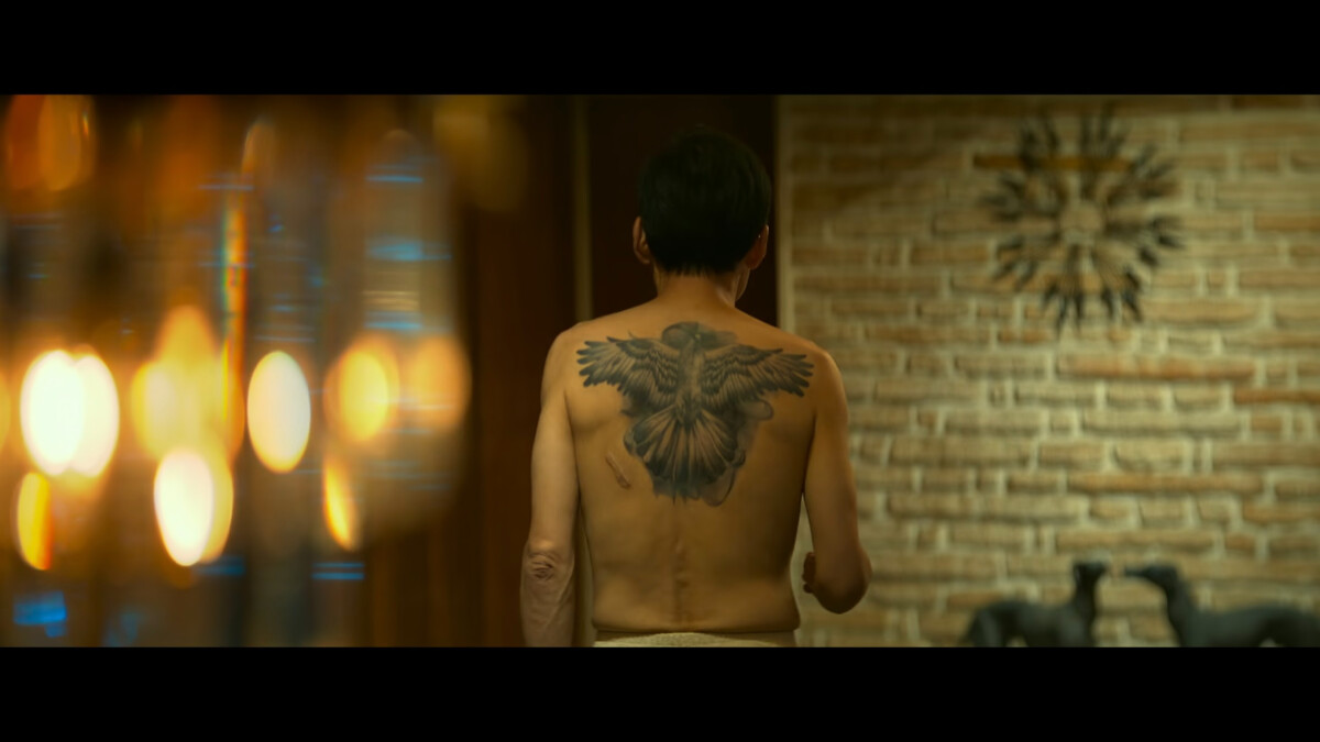 《周處除三害》劇情隱喻！三大通緝犯分別代表「貪」、「嗔」、「痴」，身上刺青是關鍵