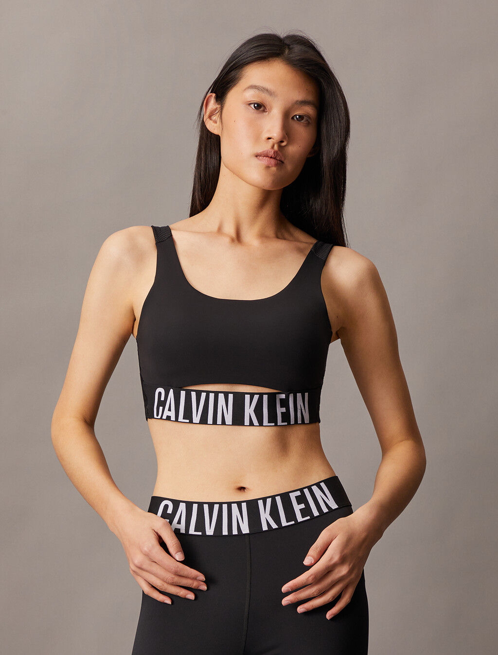 Calvin Klein Sport Intense Power 中度支撐胸罩