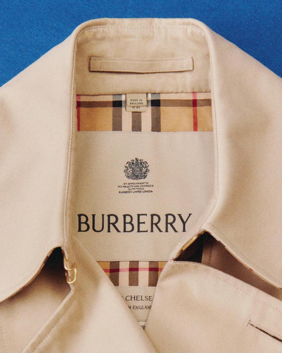 Burberry 風衣的其經典的設計樣貌，已深深烙印在許多人的心中，而該如何將這件大衣穿的時髦、有型，我們這次整理 5 位名人的搭配公式