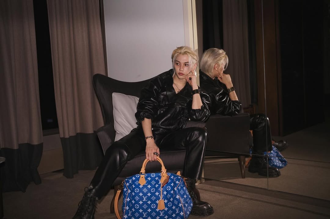 「Speedy P9」在問世後便深受廣大消費者的青睞，同時也成為許多名人的最愛，Stray Kids 成員 Felix 近日便時常以該包款作為搭配的造型