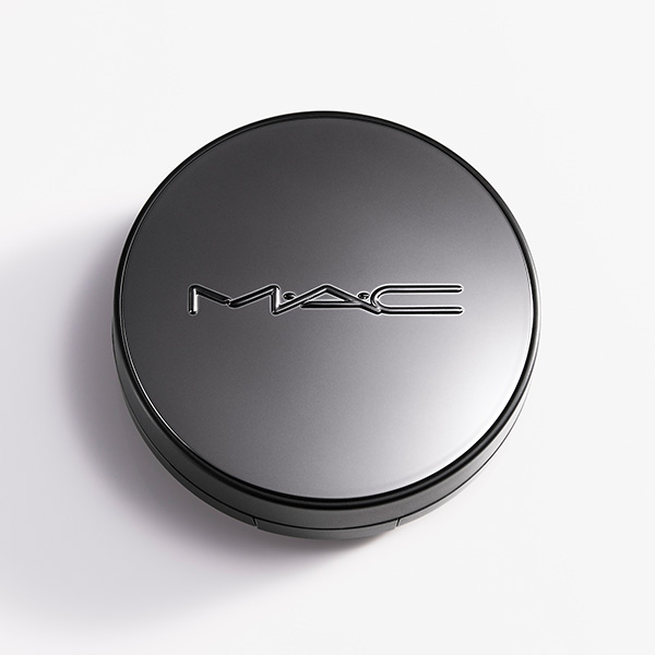 M.A.C 超持妝霧絲絨氣墊粉餅 SPF50/PA+++，NTD2,100