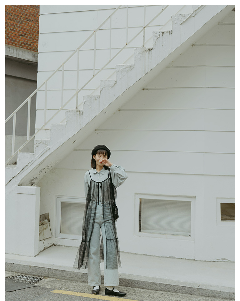 Queen Shop 點點透膚魚尾造型細肩網紗洋裝外罩