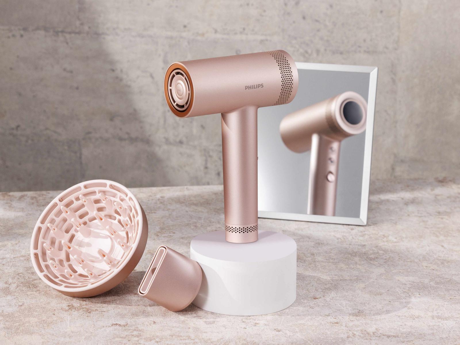 Philips飛利浦 BLDC高速負離子護髮吹風機 BHD837/11，390g，NTD6,288