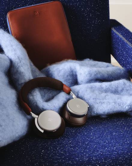 Bang & Olufsen 推出限量 Beolab 90 Titan Edition 百年紀念揚聲器！三款百年典藏系列同步登場