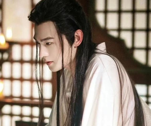 網議「近十年最帥」10位古裝劇男主角！肖戰、楊洋被提名，羅雲熙很仙，但呼聲最高是他