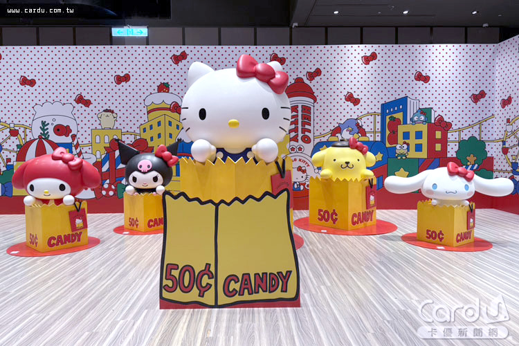 Hello Kitty特展粉絲瘋狂　50年百變造型一次看
