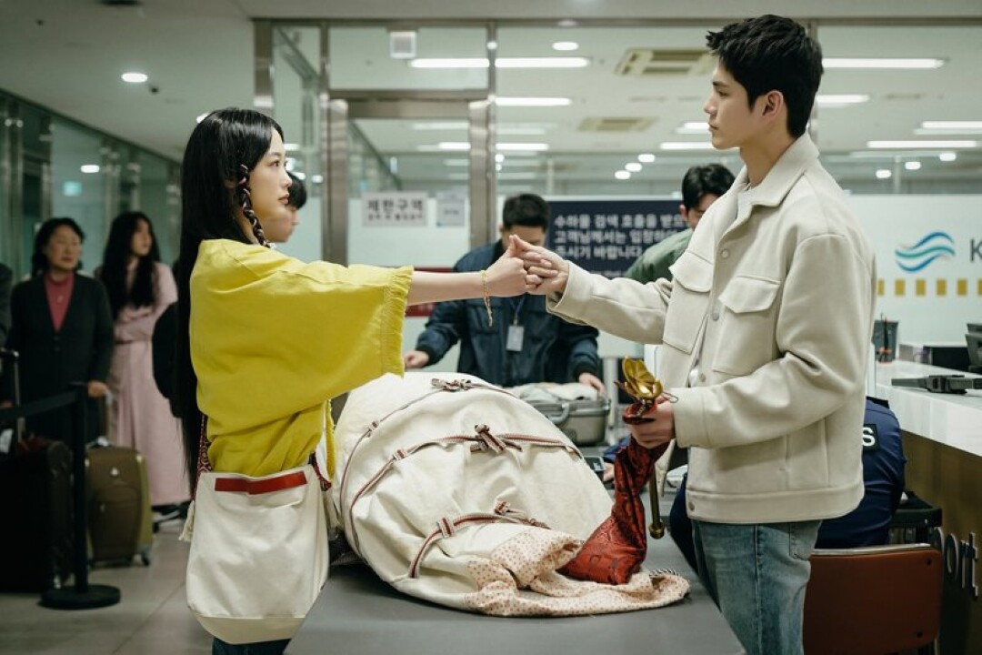 10部「女強男弱」韓劇推薦！《淚之女王》金秀賢「嫁」入豪門，李俊昊「拿成女主劇本」