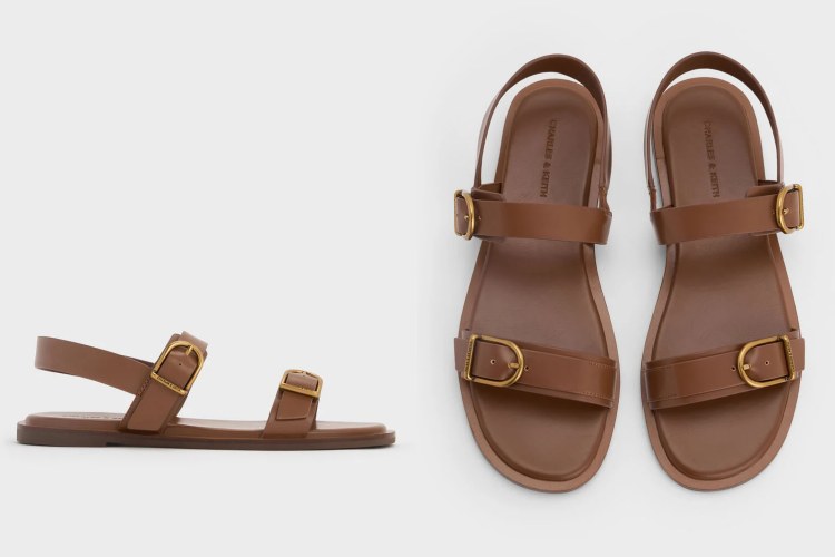 小CK棕色金屬釦涼鞋，商品價格 NTD 1,890。