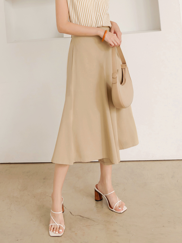 啞光涼爽後鬆緊垂墜寬褲