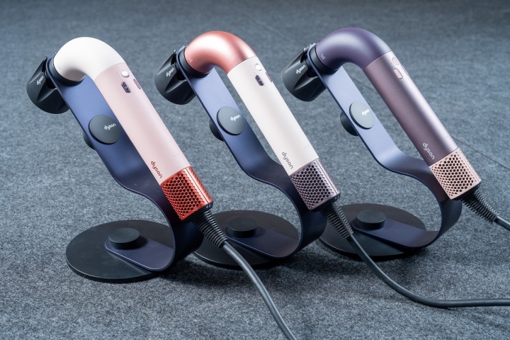 Dyson 最小、最快、最輕造型吹風機 Supersonic r 登台！首款美髮造型品 Dyson Chitosan 同步開賣