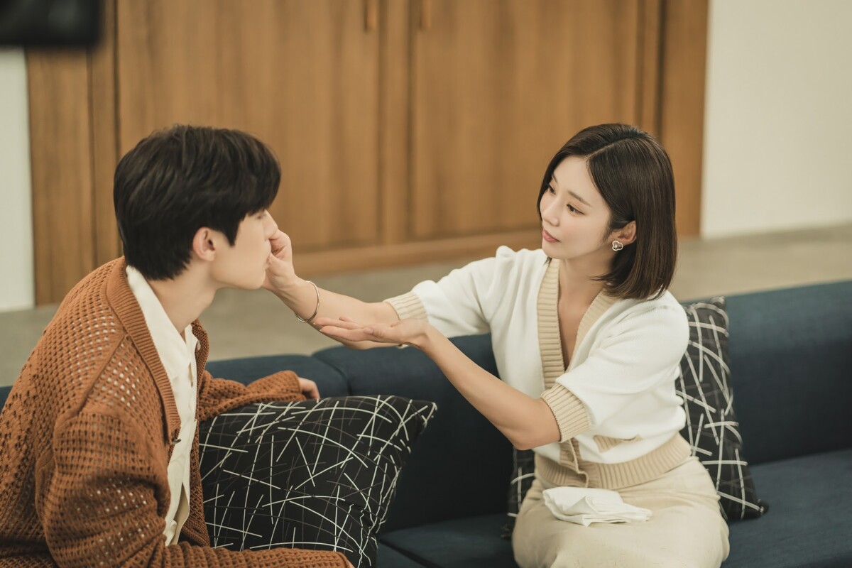 韓網熱議《淚之女王》最戀愛腦角色TOP6！金智媛&amp;amp;金秀賢墊底，李主儐第4，冠軍沒人不服