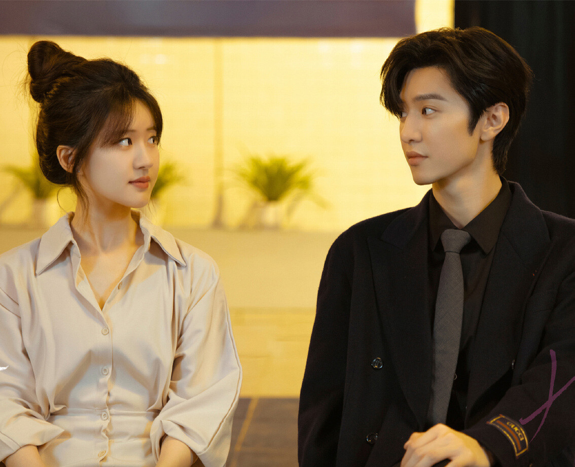 近三年優酷陸劇集均播放量TOP10！《墨雨雲間》第七，《偷偷藏不住》第三，冠軍真的火
