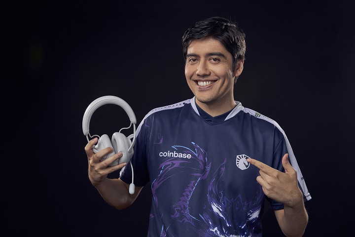 Alienware Pro 電競耳機與電競隊伍 TEAM Liquid（TL）合作打造，售價約台幣 7,300 元