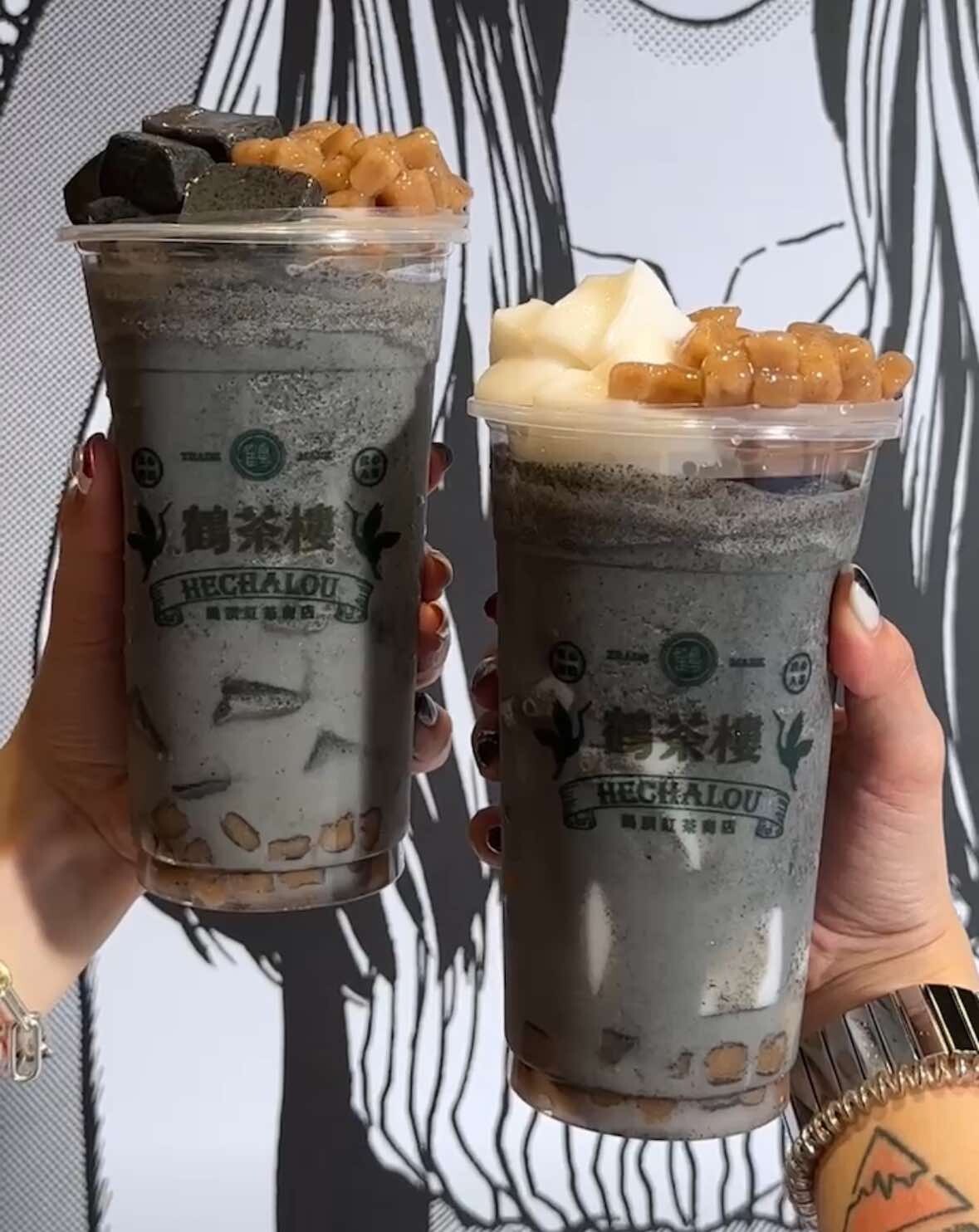 重磅聯名！「鶴茶樓 X 伊藤潤二驚選集」周邊登場，