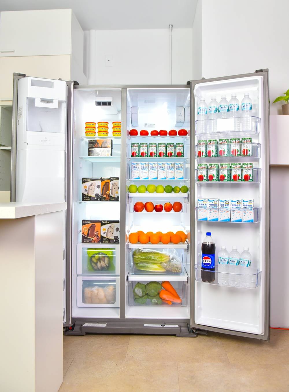 惠而浦 840 公升對開門冰箱、250 公升雙門冰箱登場，大容量與智慧保鮮應對節慶囤貨需求
