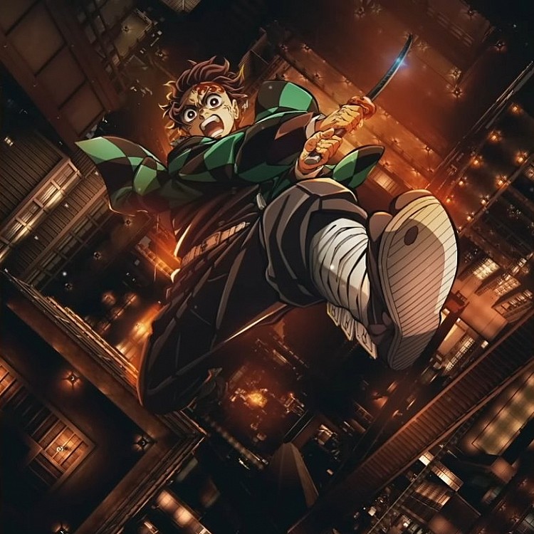 今年上映的《鬼滅之刃：無限城篇第一章》由外崎春雄執導、ufotable 製作，延續主線劇情，炭治郎與鬼殺隊成員深入「無限城」與上弦鬼展開最終決戰，首章「猗窩座再襲」聚焦於炭治郎與上弦之三猗窩座的對決，展現出更為壯烈與震撼的戰鬥場面。