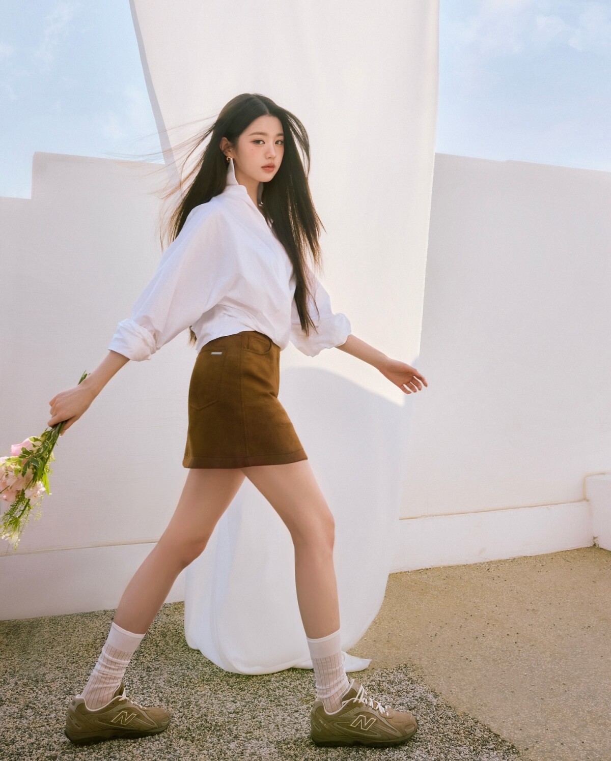 2025棕色球鞋推薦：New Balance 204L，NT$3,880 （張員瑛同款）