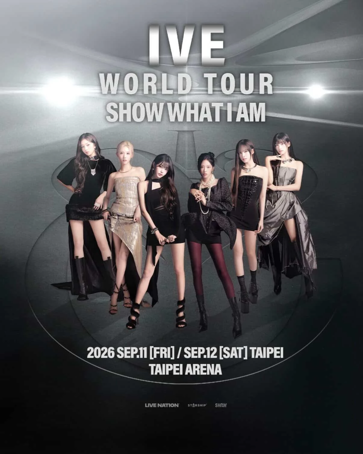 她們於去年自首爾奧林匹克體操競技場啟動的「IVE WORLD TOUR 」，一連橫掃北美與歐洲，累計超過 42 萬名觀眾朝聖後，終於正式宣布 9 月 11 日、12 日首度登上台北小巨蛋！