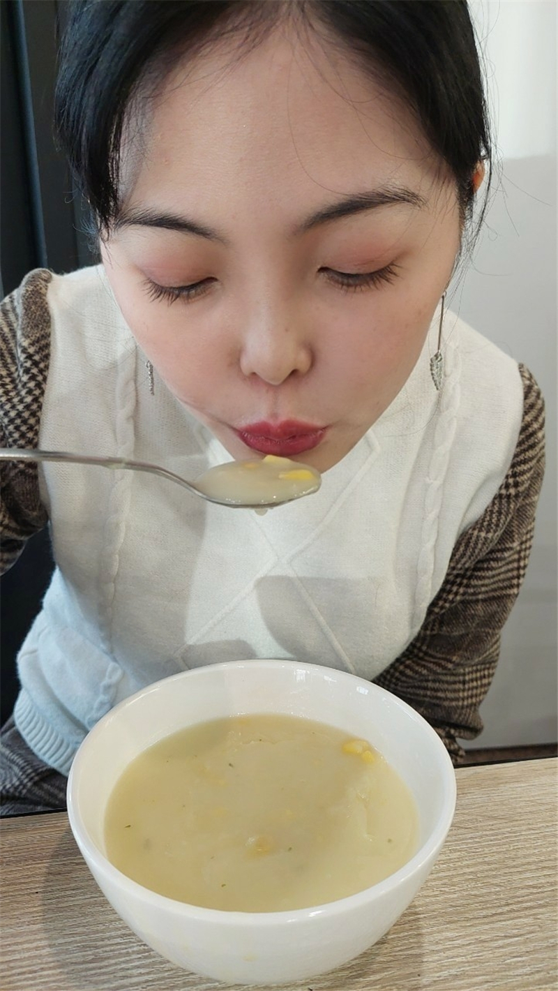 美食 ｜《不思義》義式廚房，高雄市三民區一間CP值超高的義式