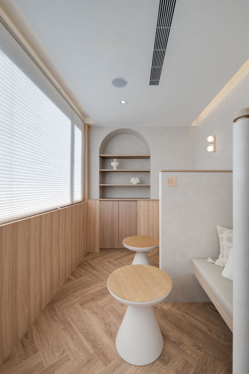 舒皓；醫美空間設計；診所室內設計；初白設計；醫美診所；商業空間；弧形設計；老屋翻新；室內設計