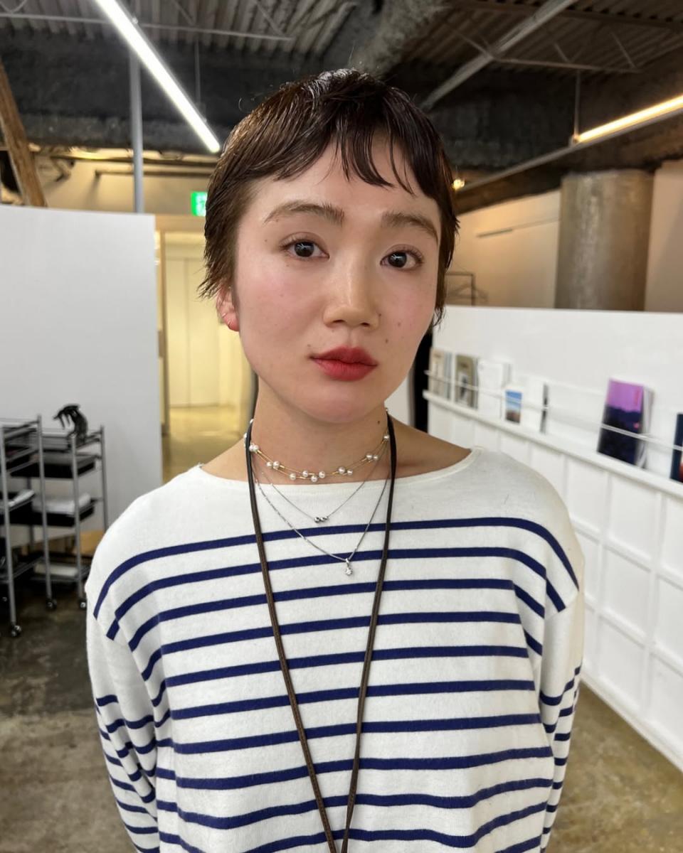 2025短髮造型推薦4：隨興眉上瀏海