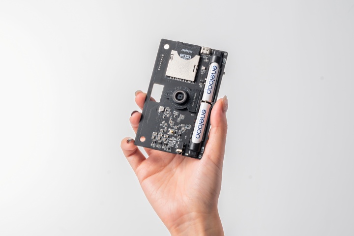 Panasonic eneloop 充電電池攜手 Paper Shoot 推出紙相機禮盒！限量 200 組、售價 $4,450 元起