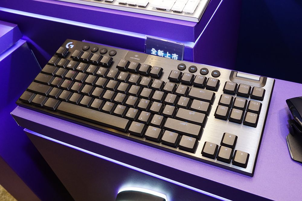 Logitech G 新一代電競周邊：PRO X SUPERLIGHT 2 DEX、PRO 2 LIGHTSPEED 及 G915 X 系列上市