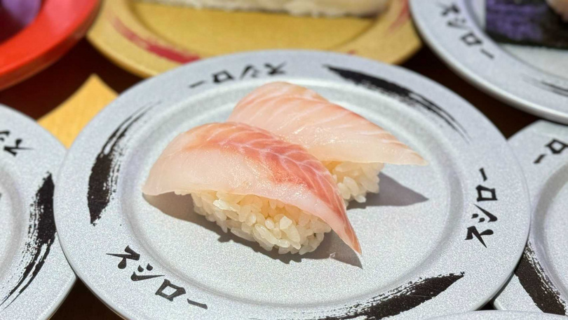 北海道產岩魚簡單以鹽漬的方式引出鮮味、風味濃郁！