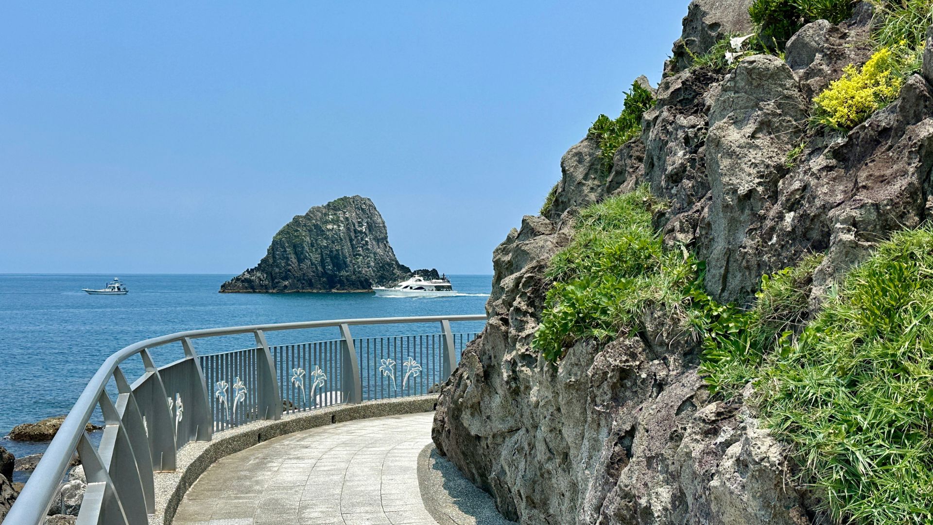 基隆嶼登島步道與小基隆嶼