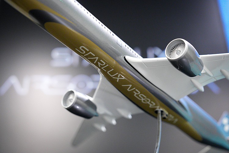 不只機身，亦延伸至機上主題備品、安全影片與聯名周邊，讓藝術體驗貫穿整段旅程，預計於2026年第三季投入營運。