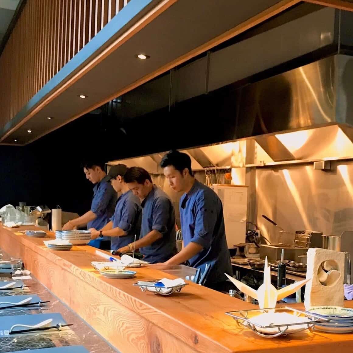 「定置漁場三代目」成為了花蓮最熱門的排隊美食，分店一家接一家開。