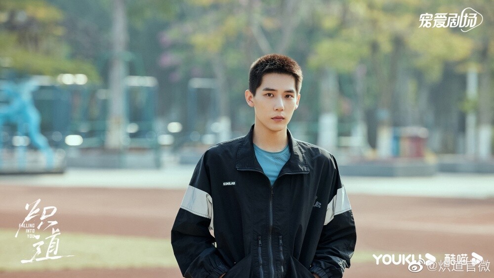 演過運動員鮮肉的陸劇男星！《在暴雪時分》吳磊MAN味爆棚，王星越被讚是「霸總」風格