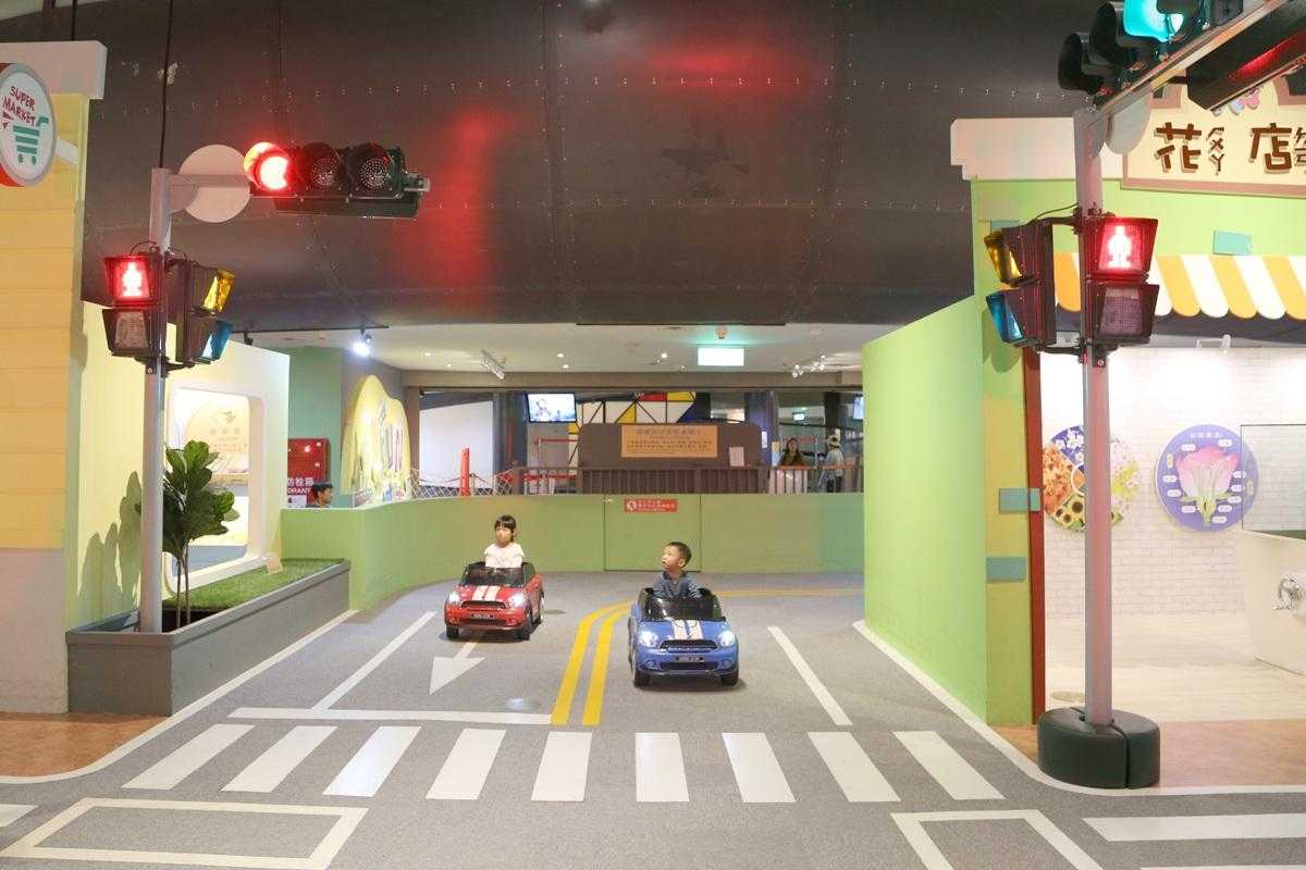 高雄旅遊推薦路線、精選熱門景點，搭配「高雄FunPASS」輕鬆暢玩高雄！