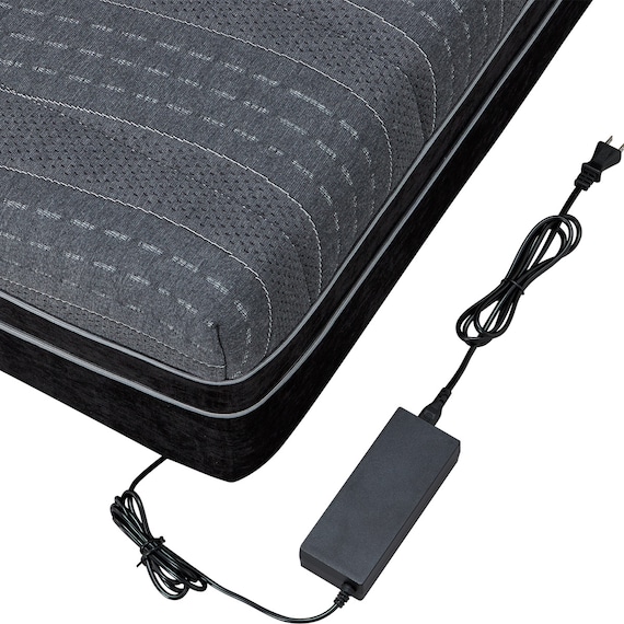 日本宜得利 (NITORI) 推出 AI 床墊，透過分析萬人數據提供最佳化睡眠支撐，要價 8 萬台幣