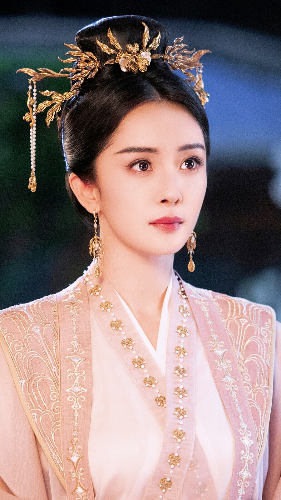 網評「最想用她臉活一天」高顏值陸劇女星TOP10！迪麗熱巴第四，楊穎第三，冠軍是真美