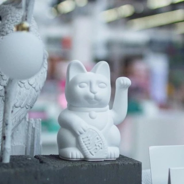 典雅白，天秤座【DONKEY PRODUCTS】Maneki - Neko 幸運繽紛招財貓 - 白 天秤座生日快樂 生日禮物 好運招財