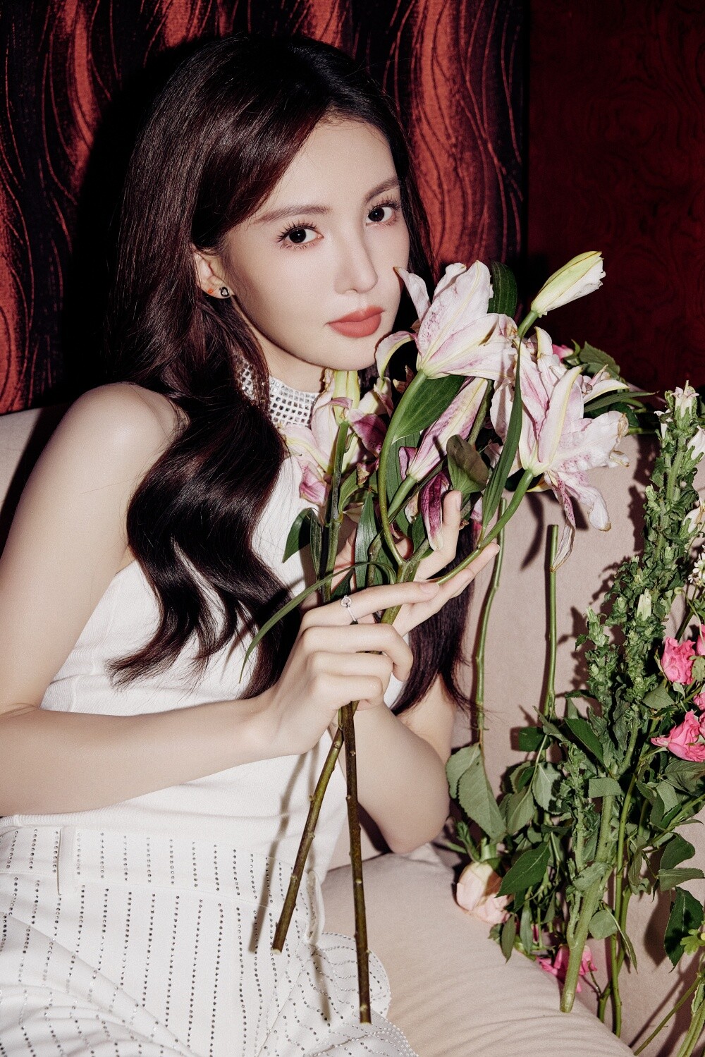 陸劇《慶餘年2》演員古裝vs時裝！張若昀比第1季上相，李沁仙氣，辛芷蕾、宋軼時裝也美