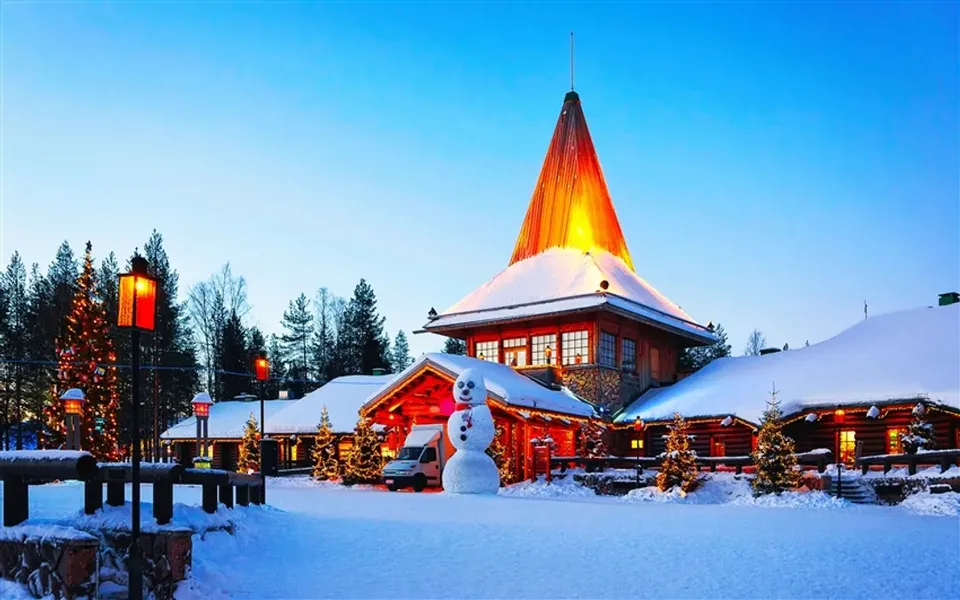 【旅展折3000 北歐極光10日】破冰船冰海漂浮、雪地雪橇、聖誕老人村、紫晶列車、極地夜臥火車-6