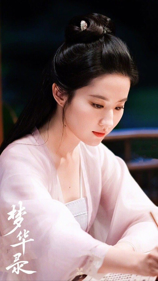 網評「最想用她臉活一天」高顏值陸劇女星TOP10！迪麗熱巴第四，楊穎第三，冠軍是真美