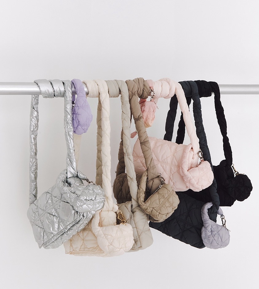 CARLYN Soft Teeny Bag Charm