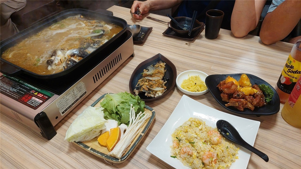 美食｜高鐵左營站美食Cai Shen Dao蔡神到紙包魚，台