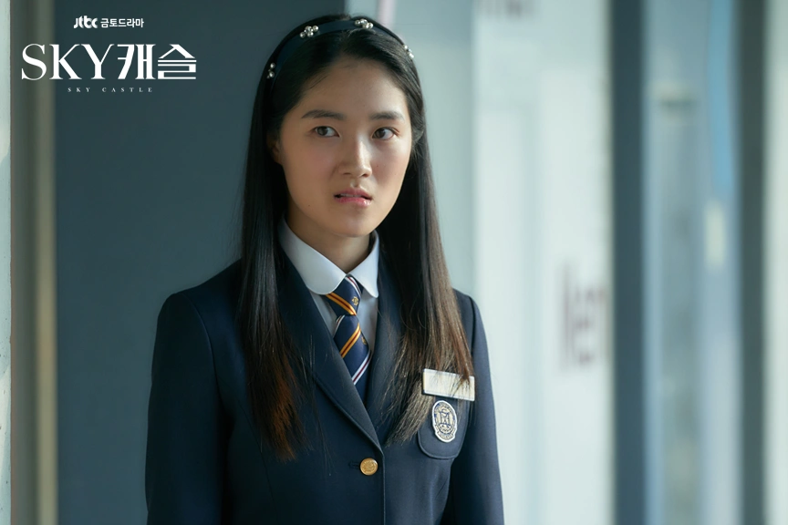 《背著善宰跑》金惠奫必看作品：跑6年龍套，《天空之城》《偶然發現的一天》熬出頭！