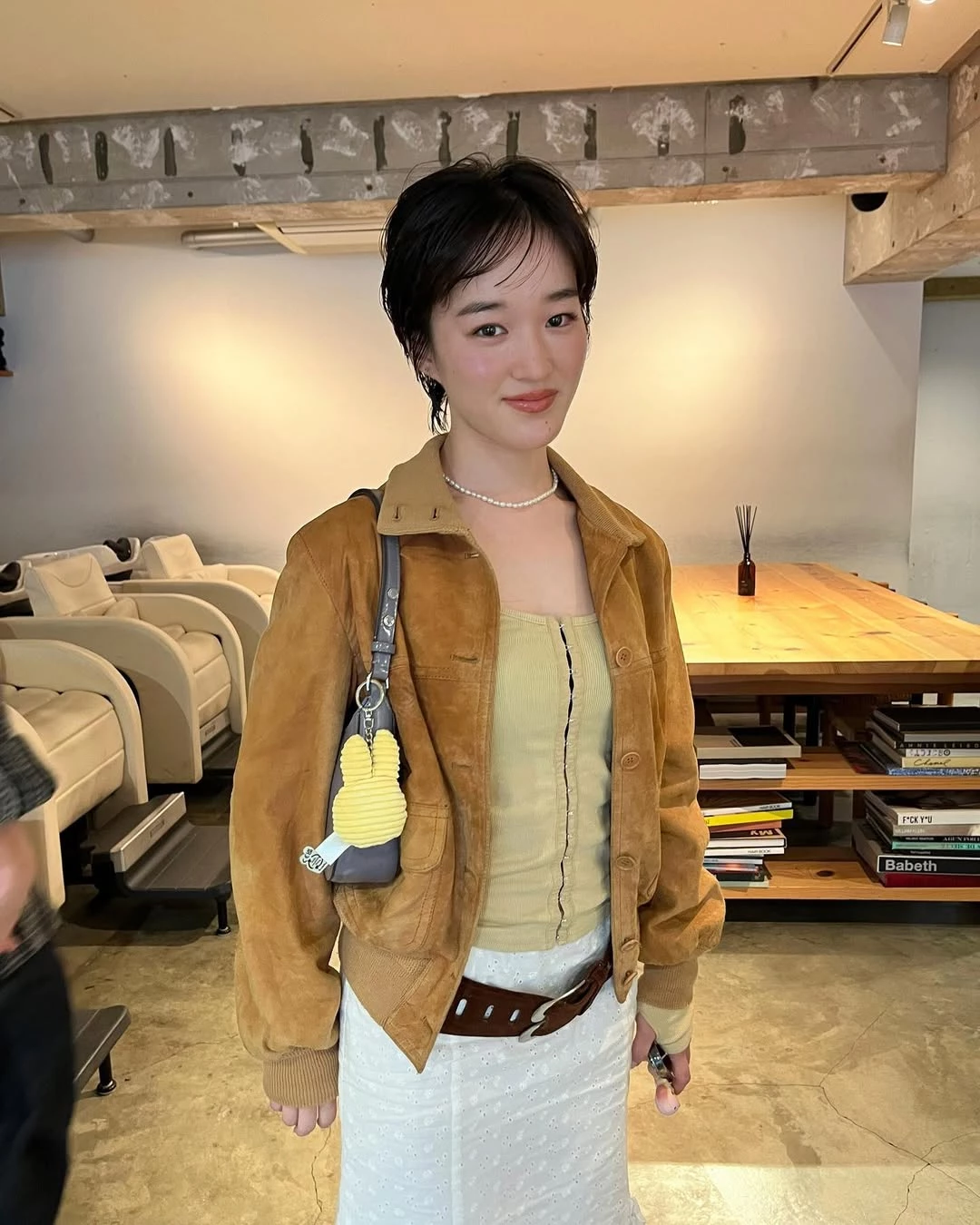 減齡中分短髮推薦10：層次狼尾剪