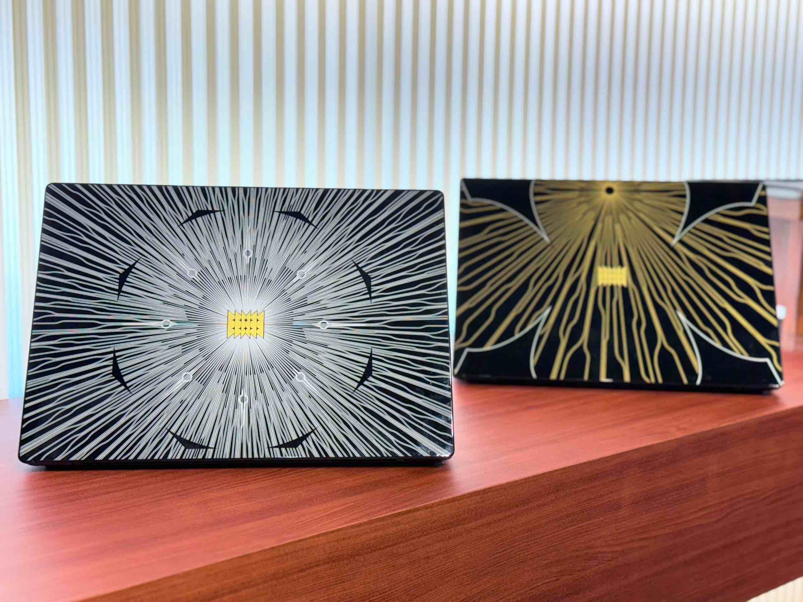 【COMPUTEX 2025】MSI 推出Prestige 13 AI+ 浮世繪特仕版、Prestige 16 AI+ Mercedes-AMG Motorsport