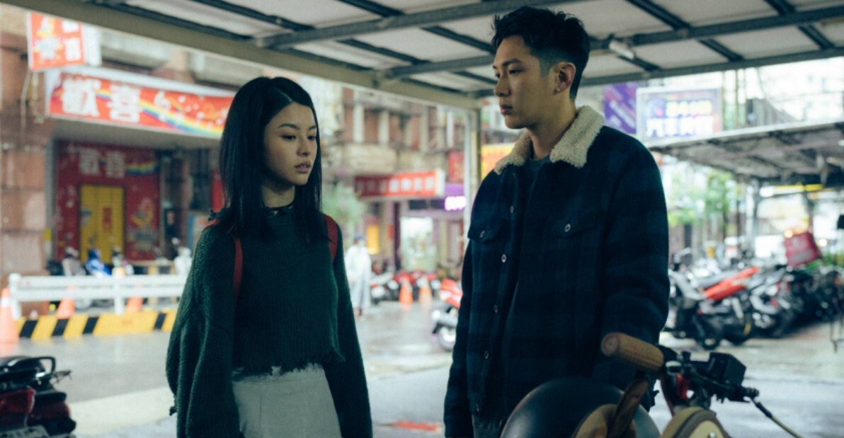 比《愛愛內含光》更奇葩約砲故事！辯與同性不算出軌，群發訊息給砲友，竟成功徵到員工