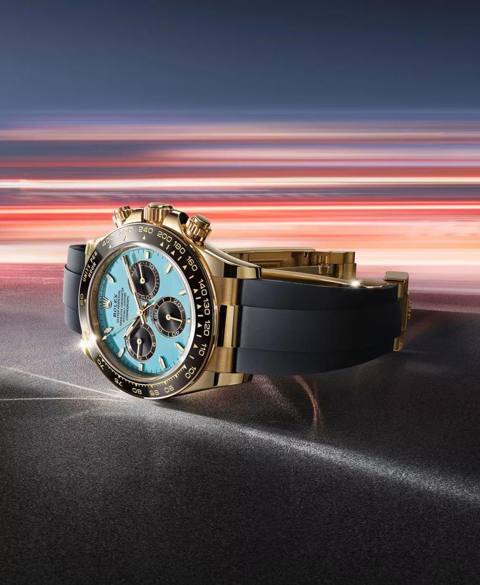 Daytona 的傳奇不只靠外觀，機芯才是它的真正核心。2000年勞力士研發的 4130 型機芯，以更少零件達成更高效率，成就堅固耐用的標準。2023年進一步升級為 4131 型。