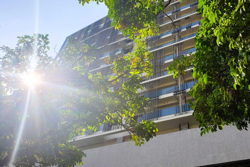 作為晶華國際酒店集團首次進駐台北溫泉區的指標飯店，北投晶泉丰旅響應國際間重視的永續議題，率先取得「黃金級候選綠建築」證書。
