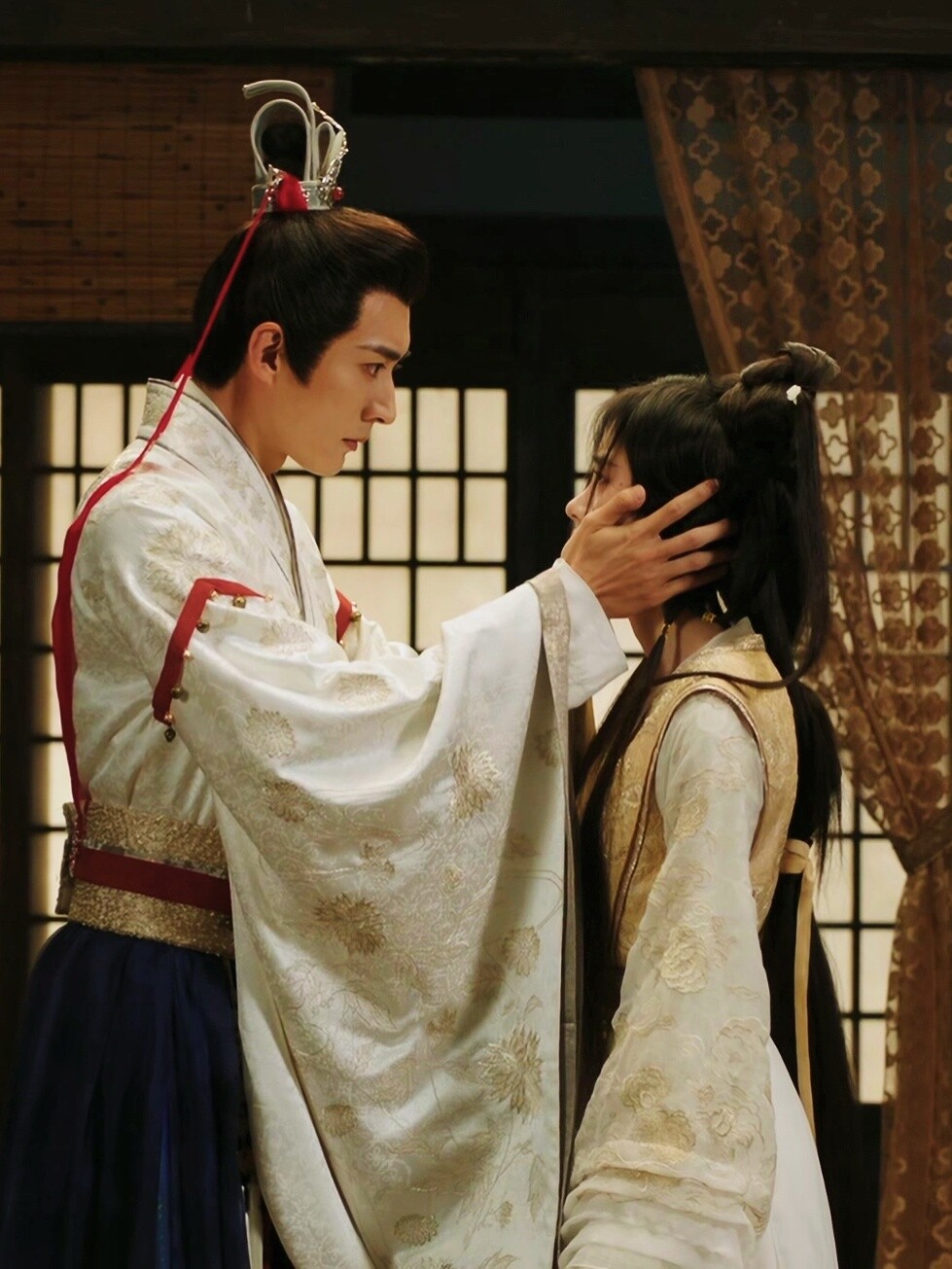 近期陸劇熱度榜TOP10!《別對我動心》第8，黑馬古裝劇《花間令》衝第3，冠軍破騰訊紀錄