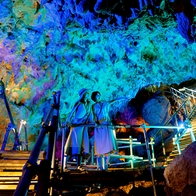 沖繩北部／中部地區皆可輕鬆抵達！ 一起來到人氣飆升的觀光設施「CAVE OKINAWA」享受大自然的魅力吧！ | Japaholic